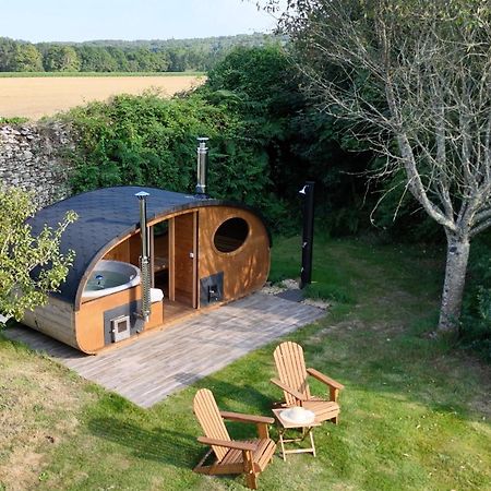 Manoir Du Vau D Arz Gites Et Chambres D Hotes Avec Piscine Malansac Екстериор снимка