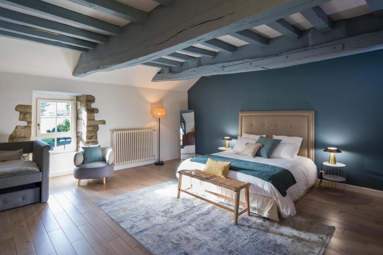 Manoir Du Vau D Arz Gites Et Chambres D Hotes Avec Piscine Malansac Екстериор снимка