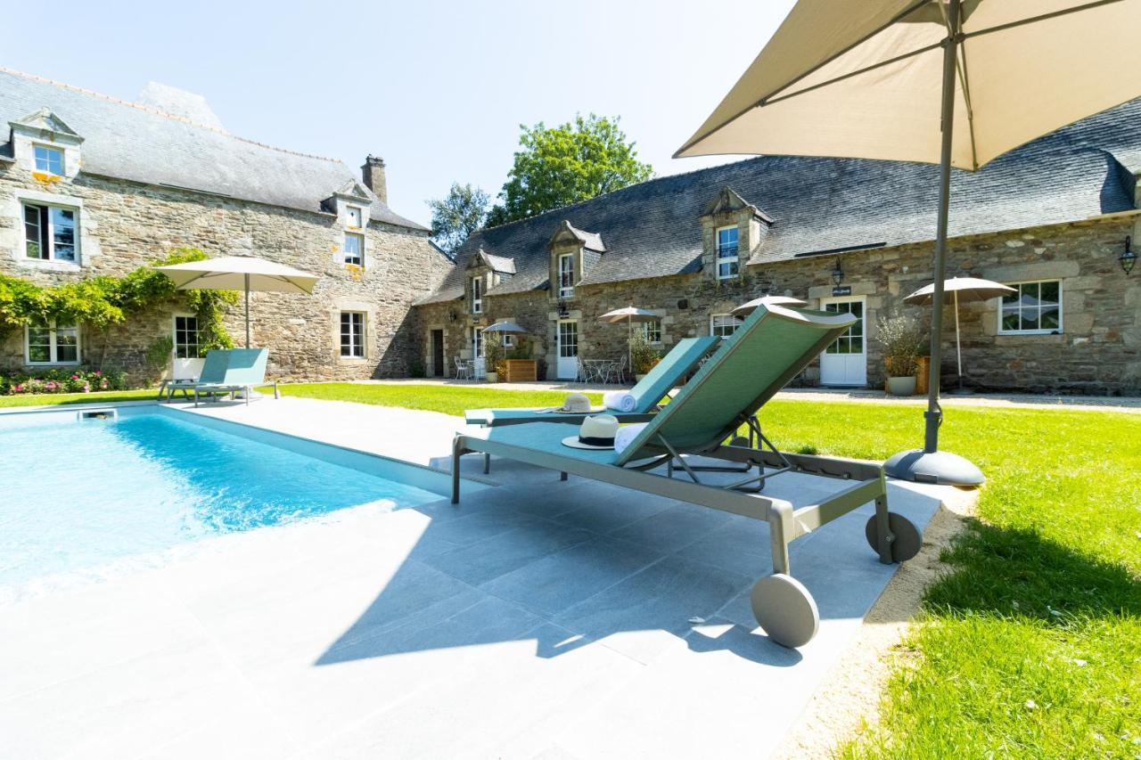 Manoir Du Vau D Arz Gites Et Chambres D Hotes Avec Piscine Malansac Екстериор снимка